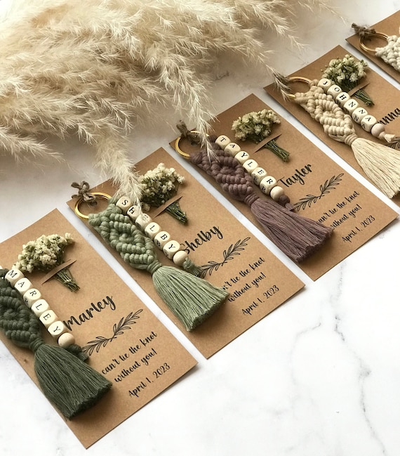 Name Keychain Gift for Bridesmaid Proposal, Will You Be My Bridesmaid Proposals, Maid of Honor Proposal Gift, Wedding Gift For Bridesmaid