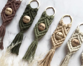 Personalized Macrame Name Keychain, Unique Bridal Party Gift, Backpack Name Keychain, Bridesmaid Gift Box Idea, Boho Bridesmaid Accessories