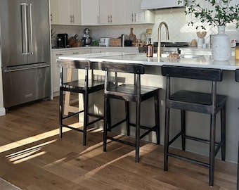 Reclaimed Teak Wood Bar Stool Chair: 24" x 30" Counter-Height Seating for Kitchen and Bar