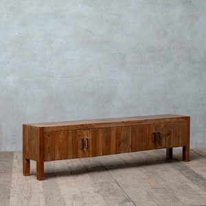 Mobile TV dal design classico, mobile TV moderno a 4 ante, mobiletto porta TV in legno di teak recuperato, mobiletto porta TV in legno massello, mobiletto porta TV rustico