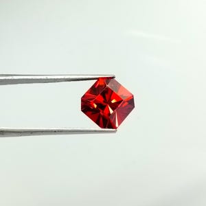 Red Zirconia Gemstone: 12 ct Square Fantasy Cut Stone, 11x11mm