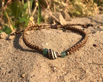 Macrame bracelet with shell "Koh Phayam" with aventurine and wood | brown / green, customizable