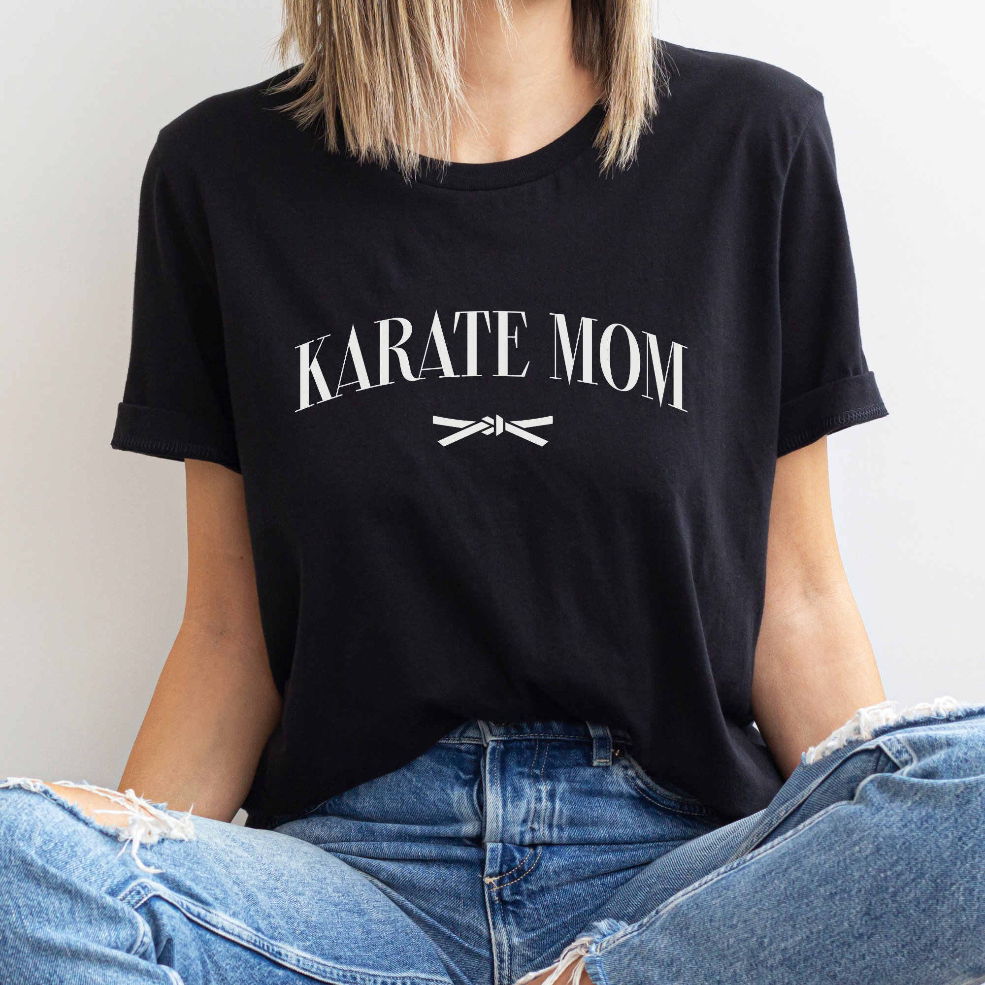 Camisa de mamá de Karate, regalo de mamá de Karate, linda camiseta simple  de mamá de Karate con cinturón, vida de mamá de Karate, camisa de mujer,  ajuste unisex - Etsy México, image size:2000x2000