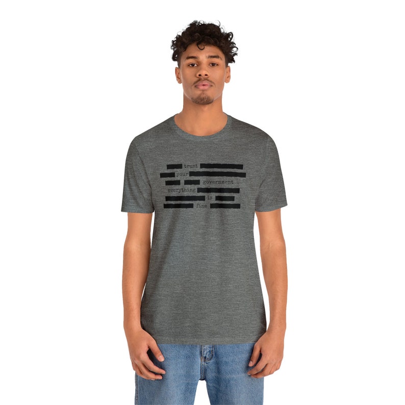 T-shirts van complottheoreticus, geredigeerd T-shirt regeringsmemo, T-shirt tegen censuur, T-shirt tegen regering, cadeau voor gelovige 'samenzwering' Deep Heather