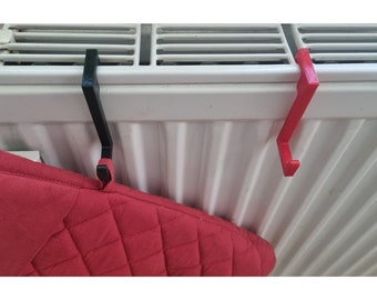 Hooks for radiators / radiator hooks in a double pack