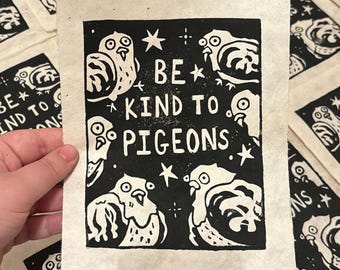 Soyez gentil avec les pigeons Imprimé lino