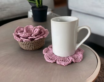 Patrón / Juego de posavasos y maceta con flores de pétalos bonitos