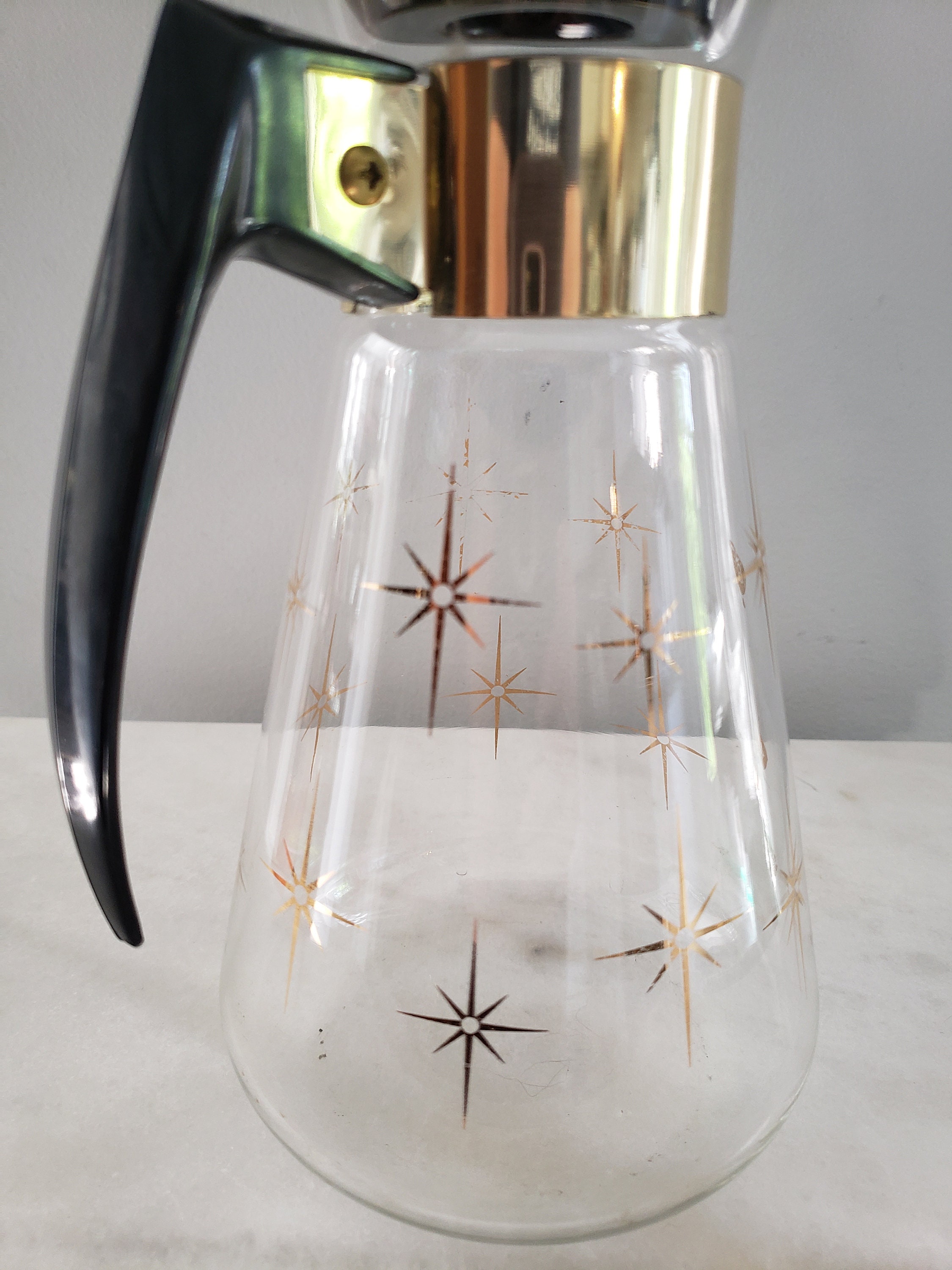 Vintage Corningware Decanter Coffee Pot With Gold Starburst Print Deta –  The New York Cottage Industry