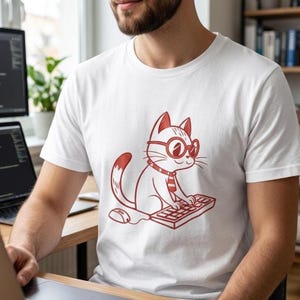 Lustiges Informatiker Katze T-Shirt | Nerd Programmierer Geschenk | IT Coding Shirt | Für Coder & Katzenfans