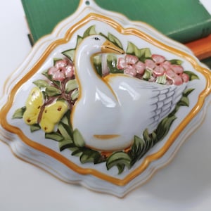 Vintage Le Cordon Bleu Floral Goose Mold: Wall Hanging Cottagecore Kitchen Décor