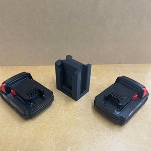 Milwaukee M18 Dual Battery Holder
