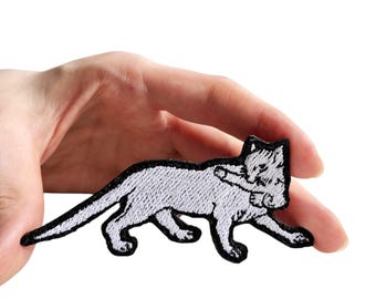 Medieval Cat Embroidered Patch: Humorous Middle Ages Art