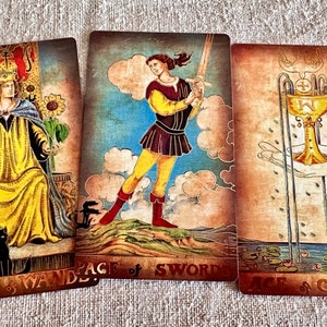 Mazzo di tarocchi impermeabile, unico, ecologico, senza bordi, in plastica, con lamina d'oro, formato grande, 3"x5", 78 carte, guida spirituale Radiant Wise, custodia in velluto.