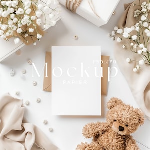 Babyparty Mockup, 5x7 ""Kartenmodell, Minimalistische leere Karte, Teddybär und Kartenmodell, modernes geschlechtsneutrales Kartenmodell, #333."