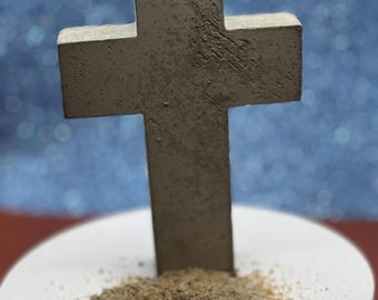 Cross Garden Art measures 5 x 3 1/2"