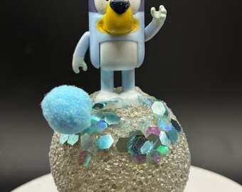Bluey on silver 4" sphere. Acrylic stand included.