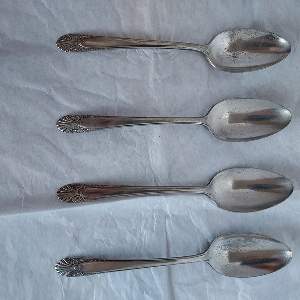 Radiance Crown Silverplate, 1930s, lot of 4 spoons