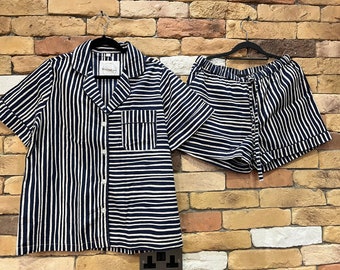 Korte set met shirt met halve mouw