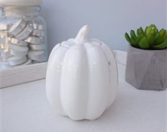 Pumpkin with Lid Wax Melter / Oil Burner 12cm - White