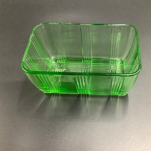 Vintage Hazel Atlas’s Green Uranium Glass Refrigerator Dish. No Lid.