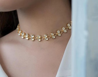 Ensemble de collier ras de cou à pois plaqué or VEONA | Bijoux de mariée inspirés de Sabyasachi | Bijoux de mariage indiens | Ras de cou tendance gouttes de perles