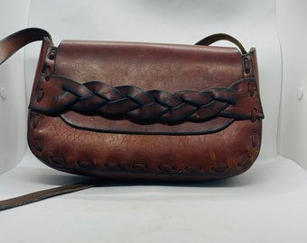 RARE VINTAGE PURSE, 60's/70's braided detail leather hand tooled, shoulder bag