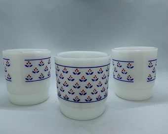 TERMOCRISA Milk Glass set of 3 stacking mugs; red and blue floral