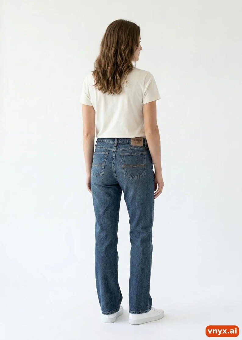 Straight Wrangler Jeans in Blue size W34 / L34 image 2