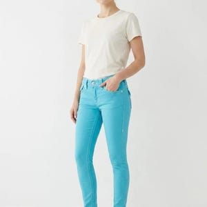 Skinny True Religion Jeans in Turquoise size W24 / L29 24