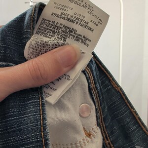 Gerade geschnittene Wrangler Jeans in Blau Normalgröße W34 Bild 6