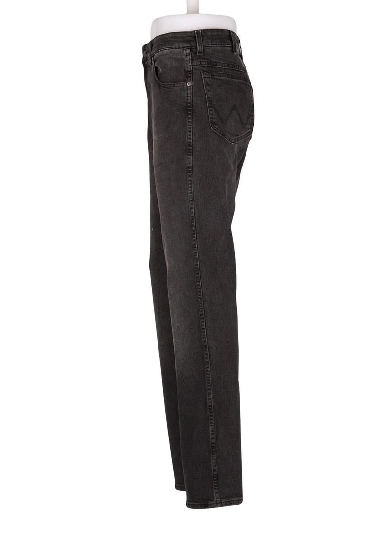 Relaxed Wrangler Jeans in Black size W30/L33 image 4