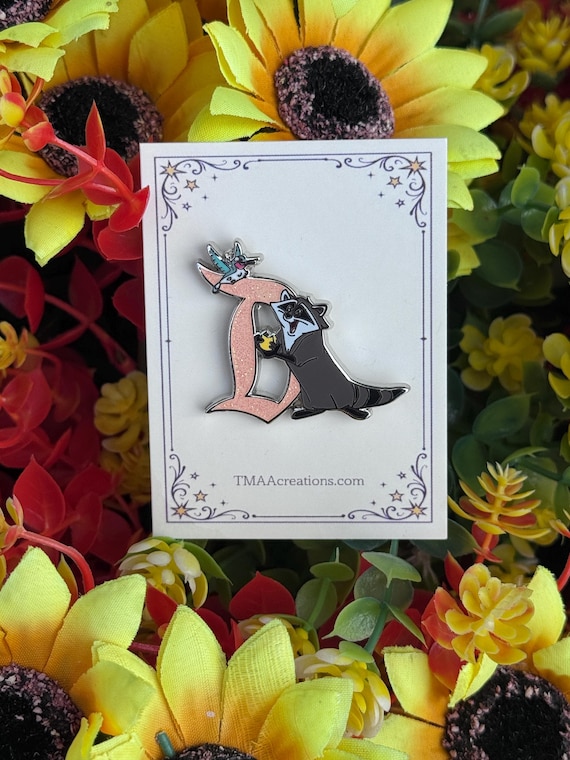 Disneyland D - featuring  Pocahontas’ friends Meeko and Flit - TMAAcreations Fantasy Pin - 2026 LE 100