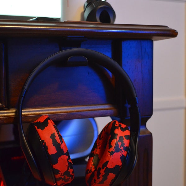 3D Printed Under Desk Headphone Hook - Organize Your Workspace