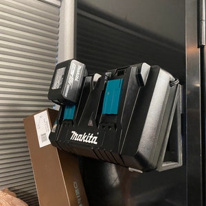 Durable abs mount for makita 18v dual battery charger: choose your color and mounting style! organize in style.  #workshop #toolstorage