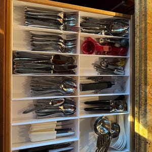 Custom 3D-Printed Drawer Organizers – Made to Order in Many Colors!