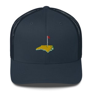 Chapeau de camionneur inspiré des Masters de Caroline du Nord Cadeau pour les golfeurs Cadeau pour la fête des pères Cadeau pour la fête des mères State Pride NC Golf