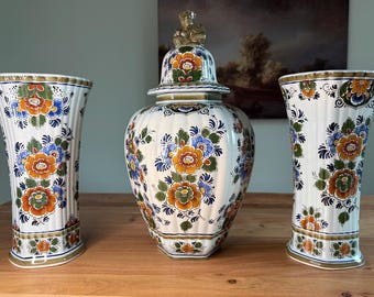 Vintage Delft Polychrome Ceramic Set – Hand-Painted Dutch Vases & Lidded Jar – Marked Holland Pottery