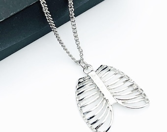 Skelett Rippen Kette, versilbert, Skelett Schmuck, Halloween, Gotik, Körperteile, Geschenkideen