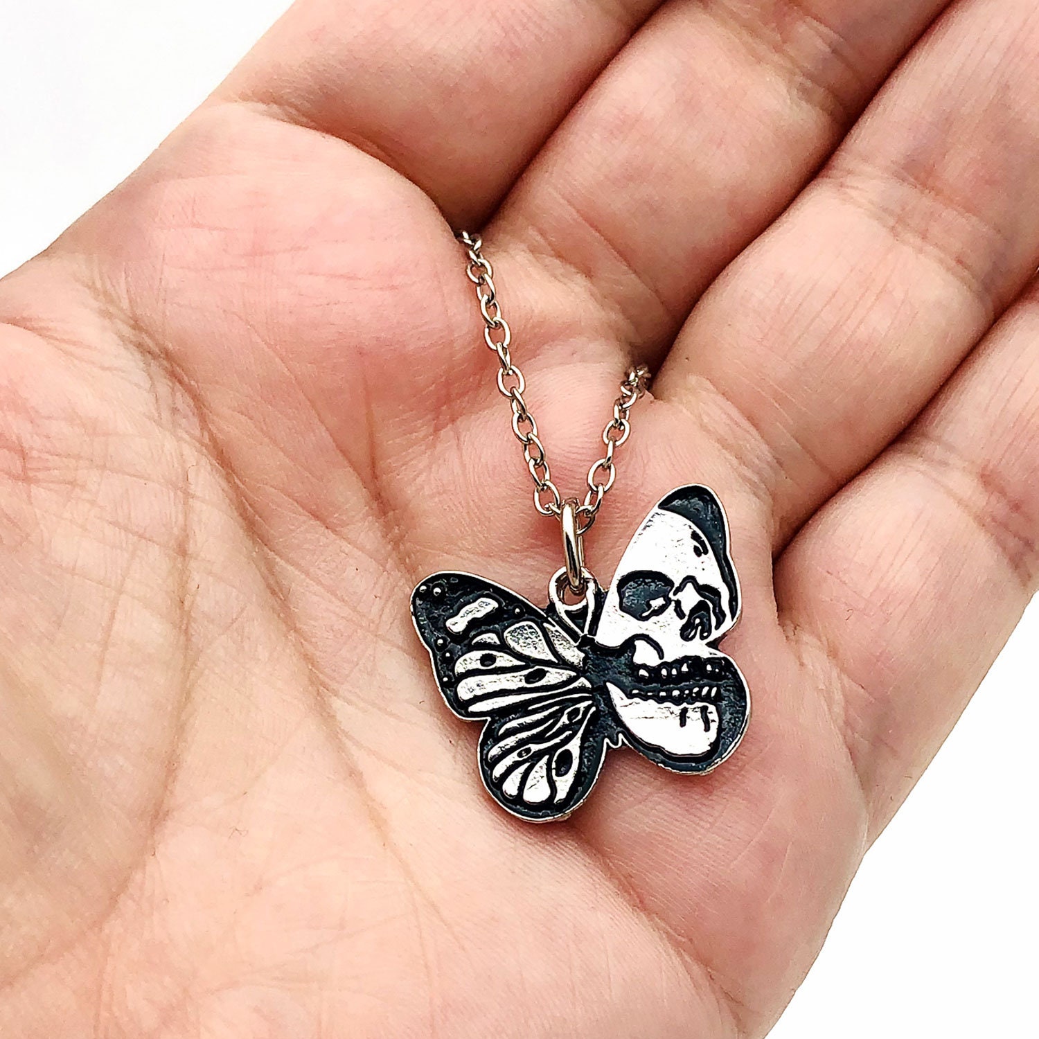 Collier Pendentif Papillon Tête De Mort Gothique – Argent 925 – Chaîne 46 Cm – Coffret