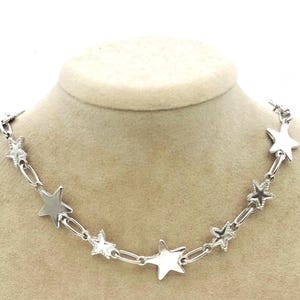 Y2K Star Choker Necklace: Silver Plated Celestial Pendant, Grunge Streetwear
