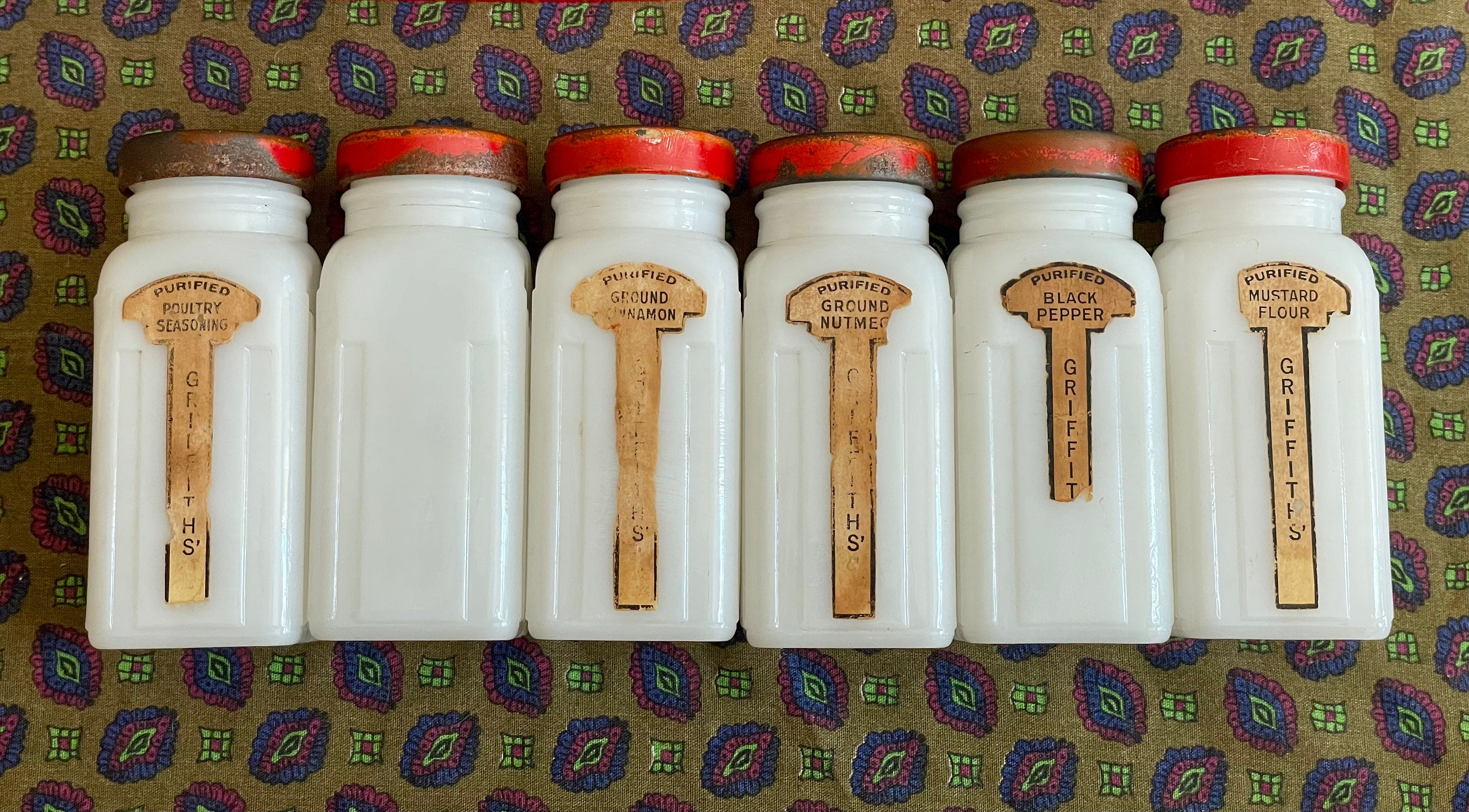 Vintage Art Deco Complete Griffiths Spice Rack W/ 12 Milk Glass Jars With Red Lids, and Red