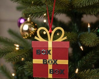 F1 inspired "Box Box Box" Present bauble - Formula 1 inspired Christmas tree decoration.
