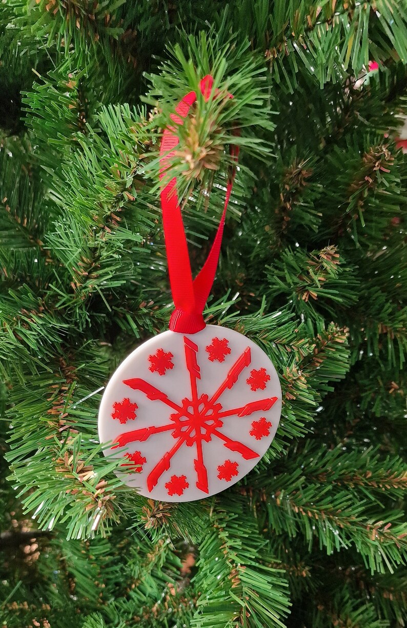 Formula 1 Inspired Snowflake Design Bauble - F1 Christmas Tree Decoration. image 3