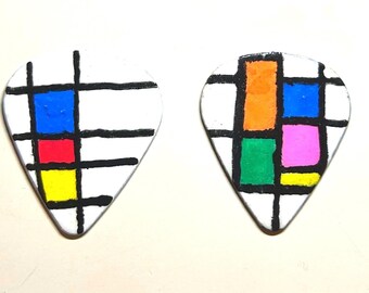 Mondrian guitar picks white background