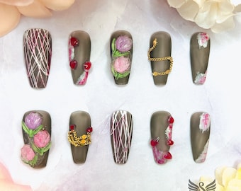 Pink and Purple Tulips Press On Nails by SMILINGSTYLE | Luxury Fake Nails | Reusable Nails | Handmade Nails