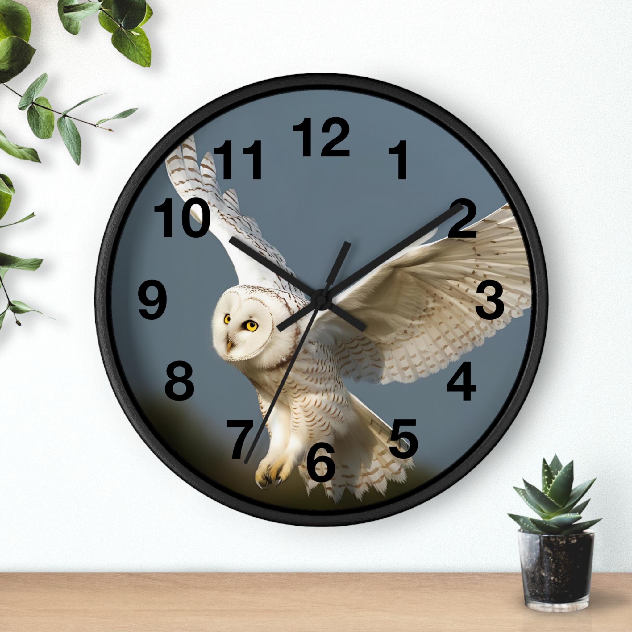 Majestic Owl Wall Clock: Nature Home Decor, Birdwatcher Gift