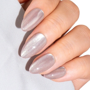 30pcs Short Aurora Shimmery Stargazing Pearlescent Almond Press On Nails • Bridal Wedding Nails • Summer Nails • Hailey Bieber Glazed Donut