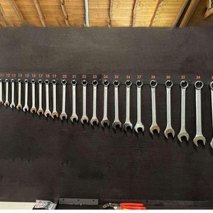 R-Set Shop wrench holder wall suitable for ring spanners open-end wrenches size 6 – 36 including bottle opener holder