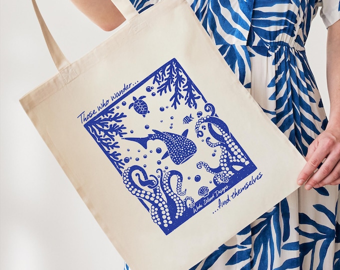 Featured listing image: Tote - Sea Life Scene