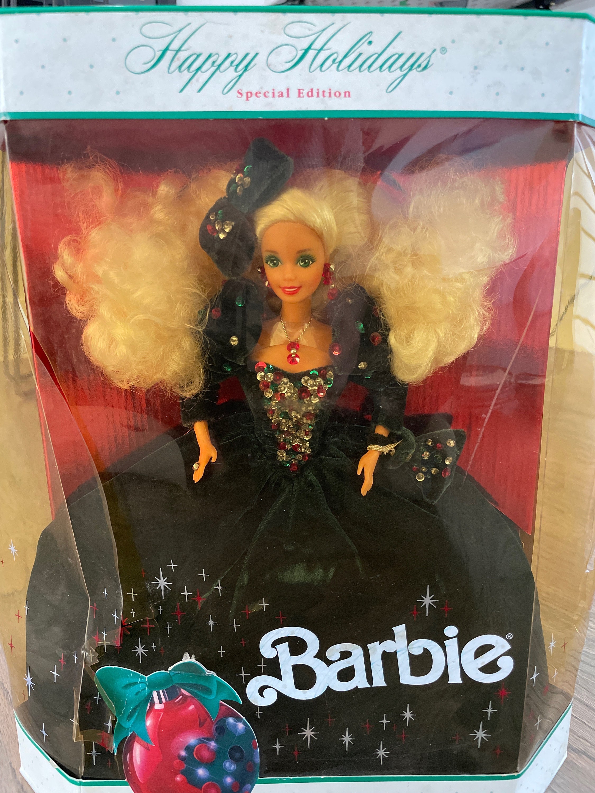 1991 Holiday Barbie Special Edition VINTAGE COLLECTABLE MINT